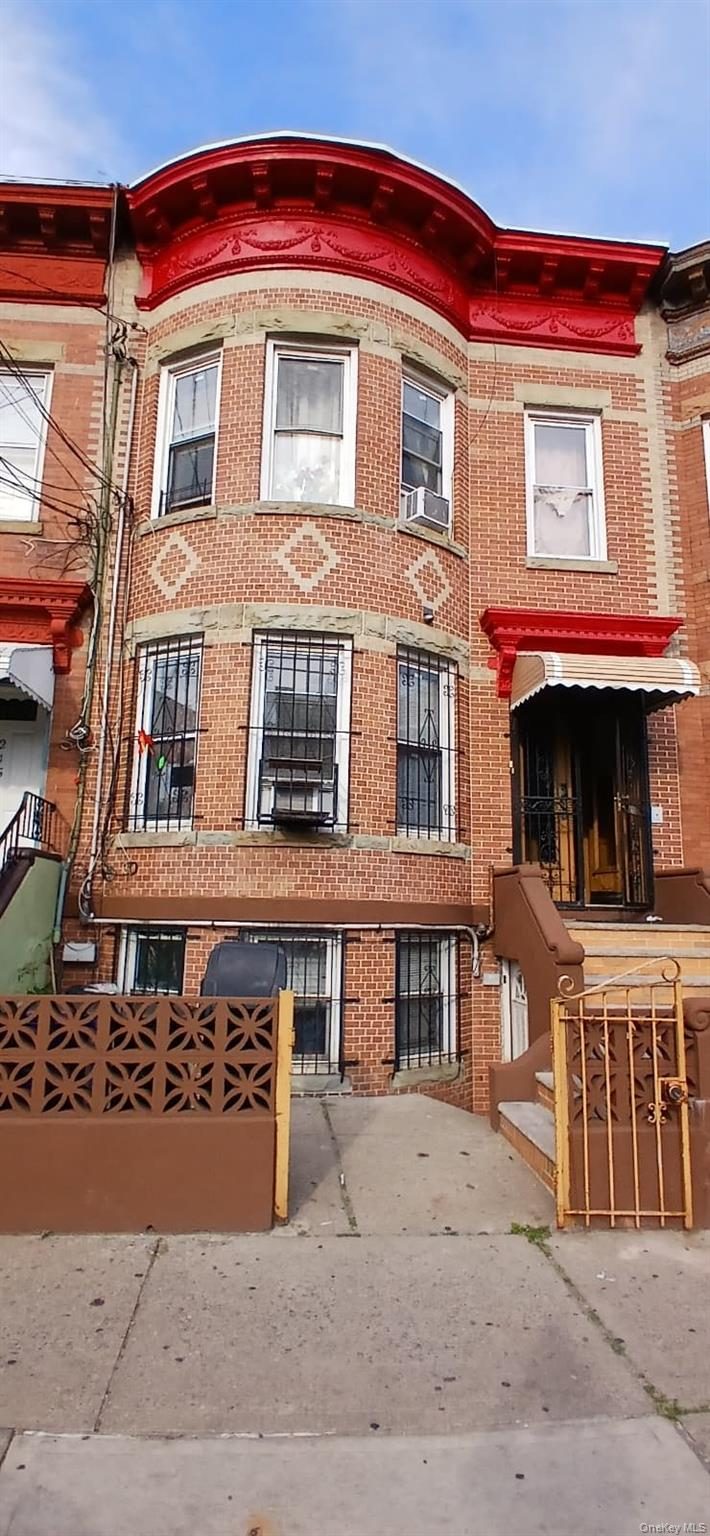 217 Hemlock St, Cypress Hills, Brooklyn, NY 11208